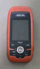 Magellan Triton 400 Handheld GPS Portable SD-Slot Waterproof Hiking Outdoors