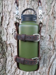 Full grain veg tanned Leather blanket harness & Bottle carrier handmade