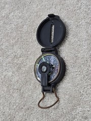 lensatic engineer compass black plastic compact portable navagation survival