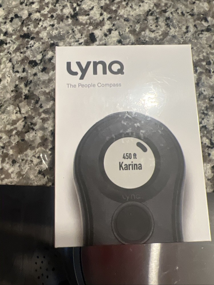 LynQ Smart Compass Tracker GPS “The People Compass” BLACK