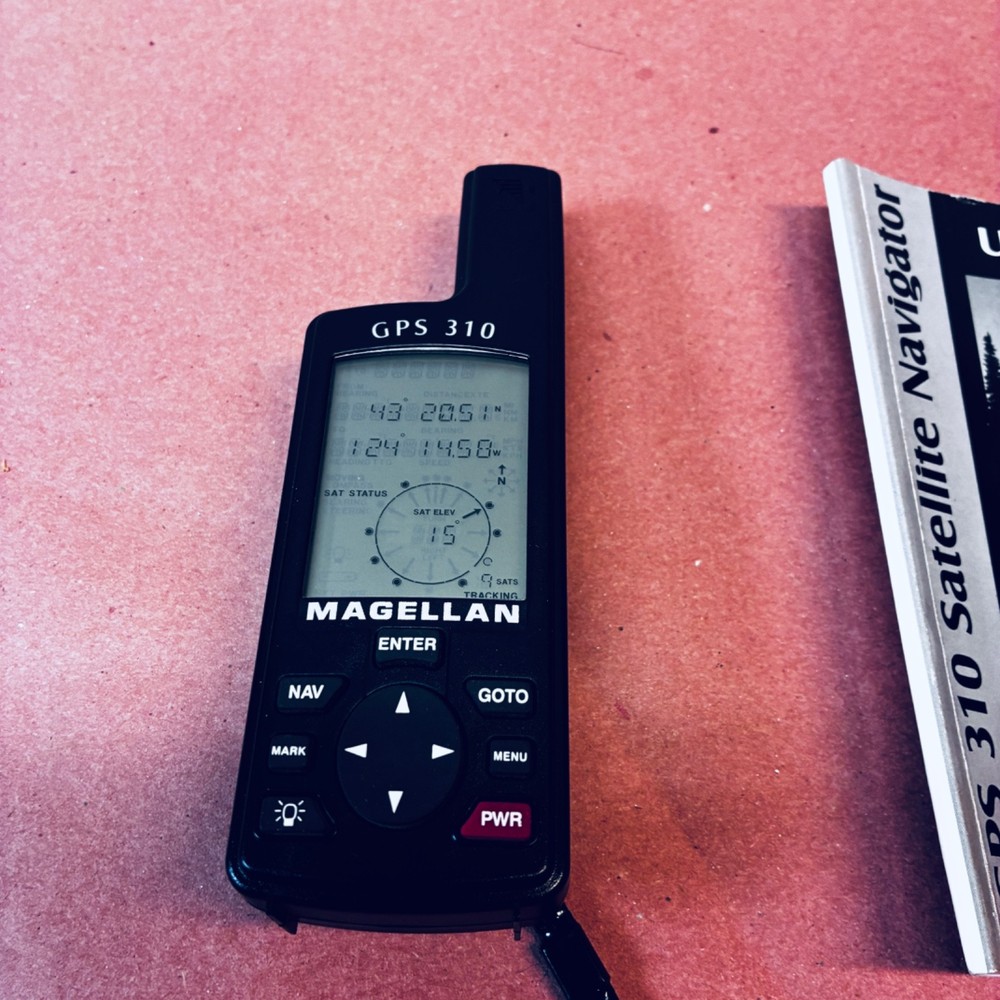 Magellan GPS 310 Satellite Navigator Handheld Receiver with Manual Tested