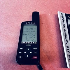 Magellan GPS 310 Satellite Navigator Handheld Receiver with Manual Tested