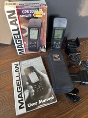 Magellan GPS 3000 XL Handheld IOB w/Manual, Car Charger, Adaptor & Case WORKS!
