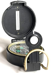 VINTAGE ENGINEER DIRECTIONAL LENSATIC POCKET COMPASS CAMPING ~ HUNTING ~ HIKING