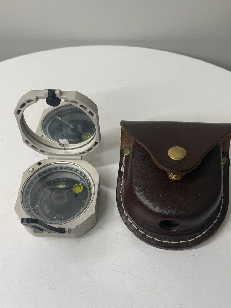 BRUNTON Pocket Transit Compass With Leather Case