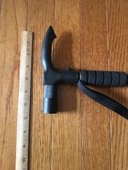 Geprüfte Sicherheit GS Anti-Shock Ergonomic Handle Folding Hiking Stick Lighted