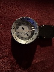 Suunto Underwater Compass With 29″ Strong Retractor With Plastic Lock Finland