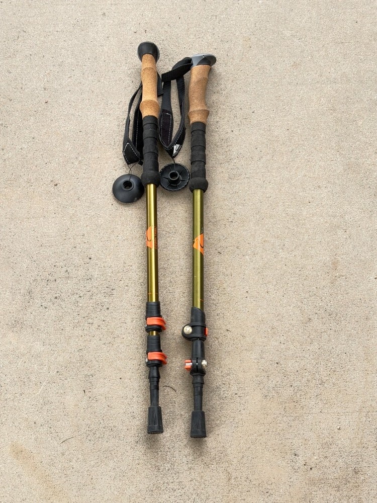 Set of Ozark Trail Trekking Poles 100-135CM … 10F
