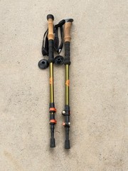 Set of Ozark Trail Trekking Poles 100-135CM … 10F