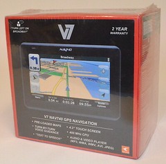 V7 NAV740 4.3″ GPS Portable Navigation Receiver and Multimedia Player *New*