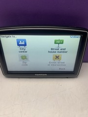 TomTom XXL 540S – GPS Road Map System