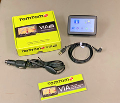 TomTom VIA 1405TM 4.3″ Touchscreen Portable GPS Navigator Lifetime Traffic & Map