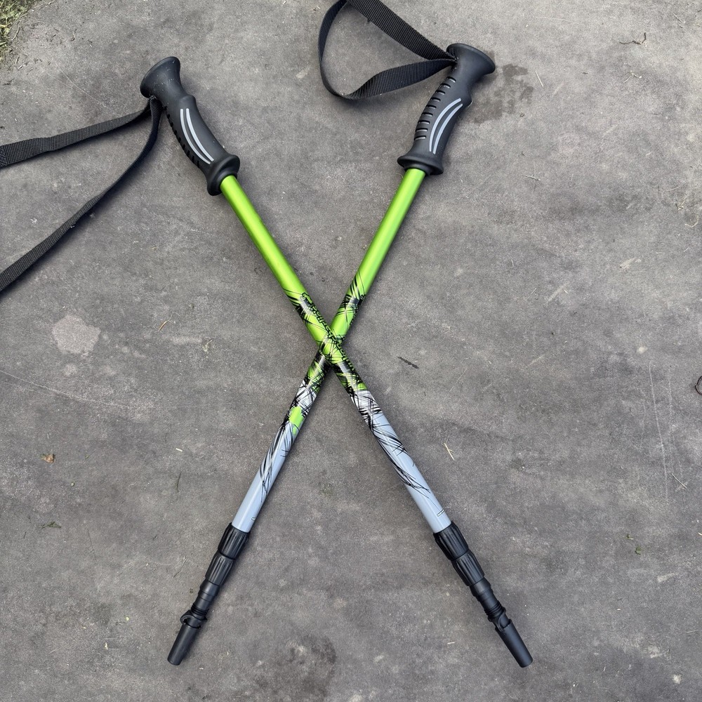 Yukon Charlies Trekking Poles Excellent Condition Black & Green Aluminum