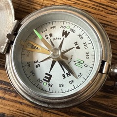 VTG 1950s Pocket Watch Style Compass JAPAN Unbranded Glows WORKS Metal Nice