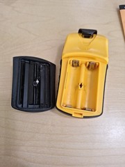 Garmin Etrex VENTURE HC Series Handheld GPS “for Parts – No Power !!” Sold As Is