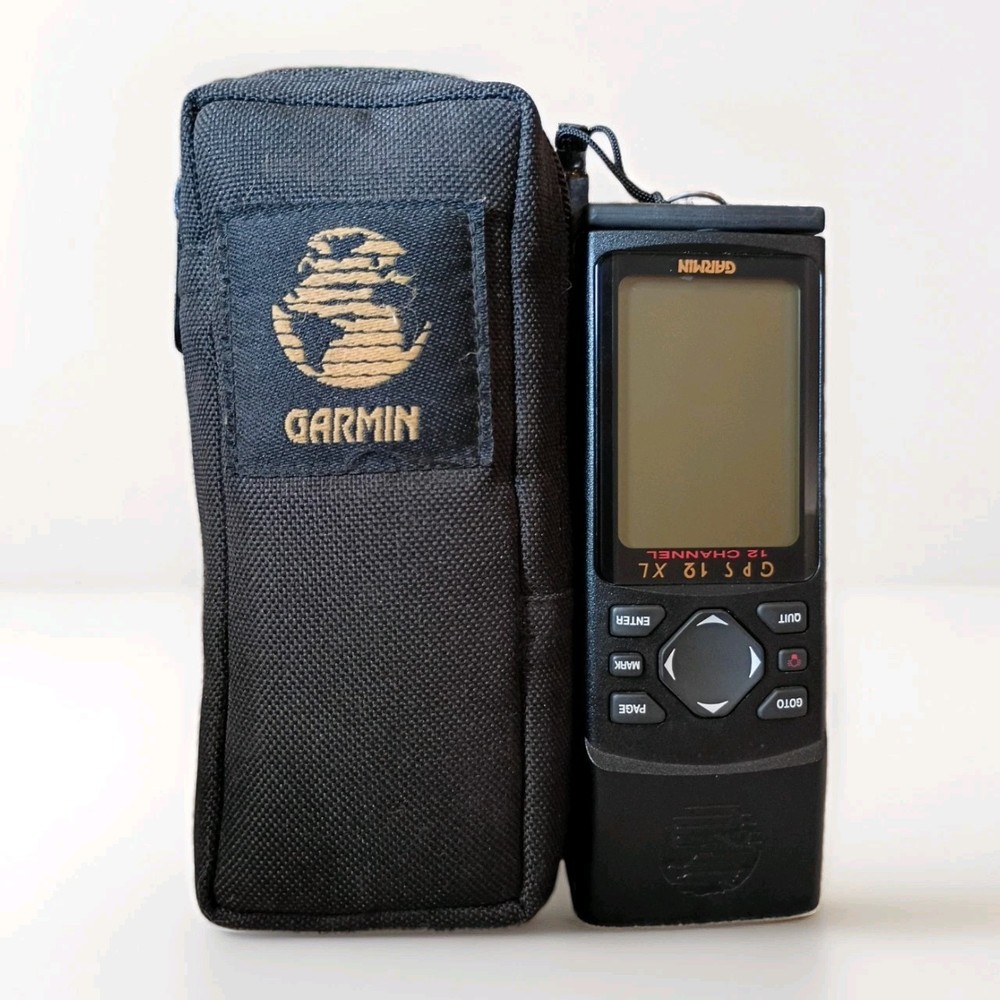 Garmin GPS 12XL 12 Channel Personal Navigator Mapping Hiking Trekking & Case EUC