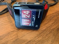 Motorola MOTOACTV 8GB GPS Sports Watch and MP3 Player – Golf GPS Watch