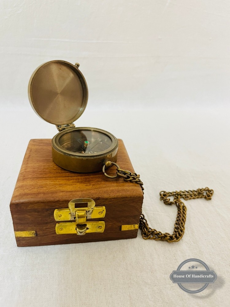 primium brass compass with wooden box,vintage compass,pocket size
