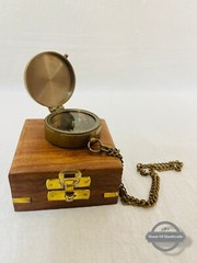 primium brass compass with wooden box,vintage compass,pocket size