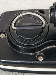 Vintage Radio Shack Wayfinder Compass, Suction Cups, Untested Pre-Owned