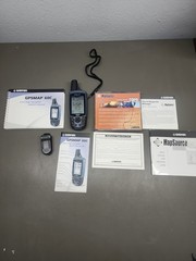 Garmin GPSmap 60C Handheld Hiking GPS, 2.6″ Display & MapSource TOPO 3CD Set
