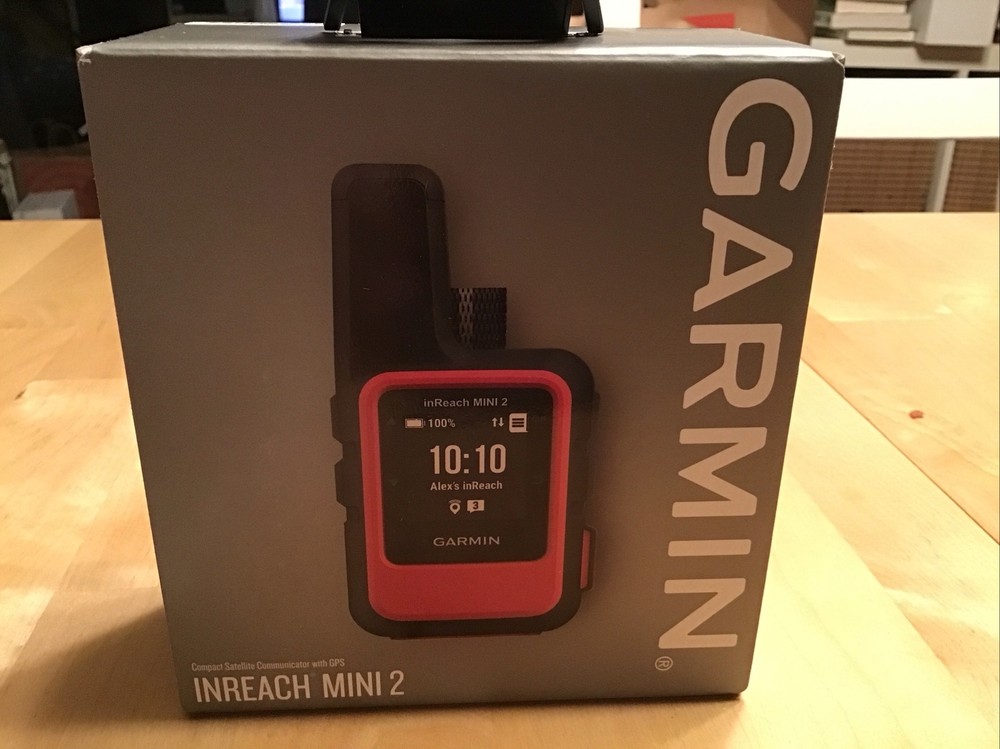 Garmin inReach Mini 2 Satellite Communicator – Flame Red Bundle With Power Bank