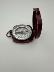 Vintage Taylor Gydeway Red Bakelite Pocket Compass Points North