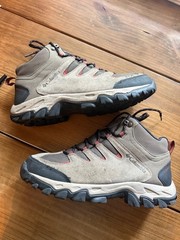 Columbia Men’s Hiking Boots Size 9.5