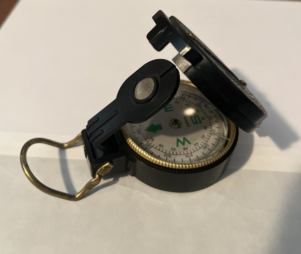 Engineer Directional Compass With Magnifier