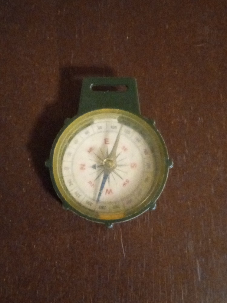 Vintage Plastic Compass Made In Hong Kong Works Great Very Rare Unique Pendant