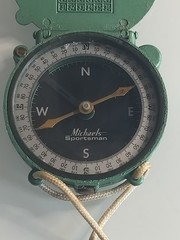Vintage Metal Case Uncle Mike’s Sportsman Precision Compass By Michaels Working