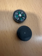 mini Button Compass – 2 pack