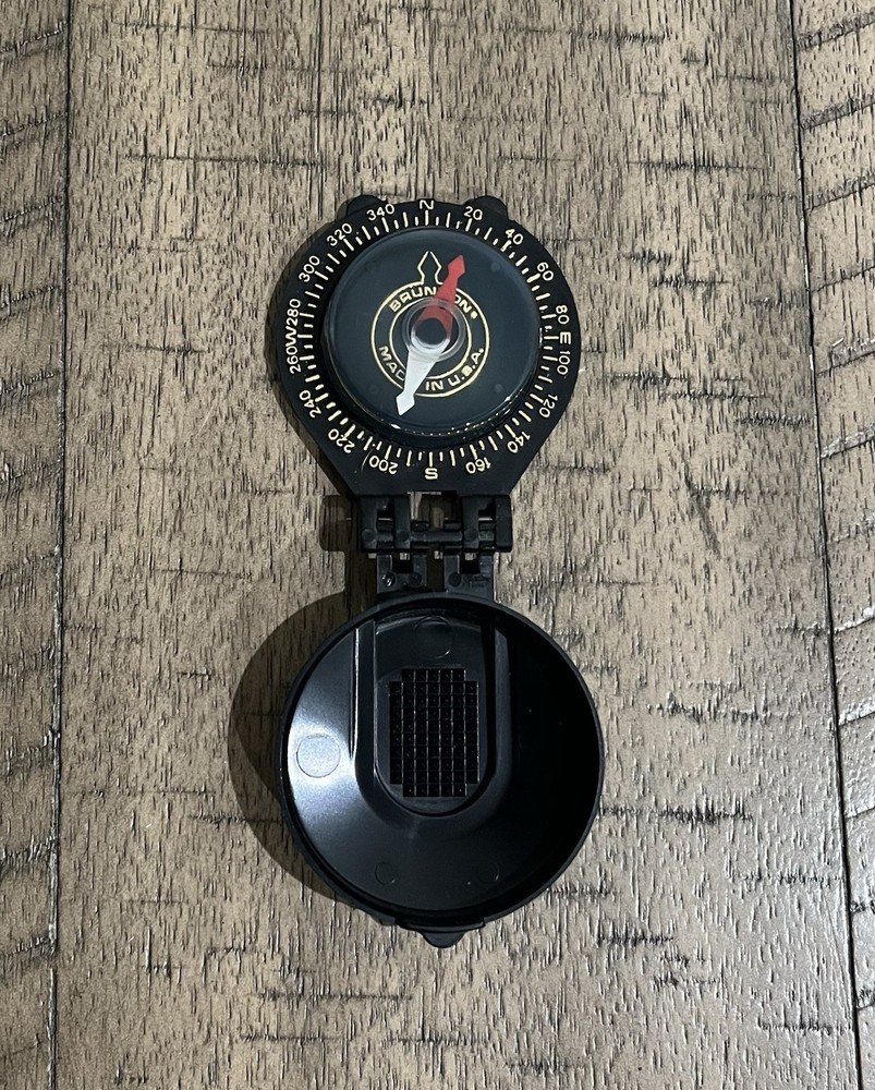 Vintage 1987 Brunson Pocket Compass Made In The USA Model 9050 EXCELLENT