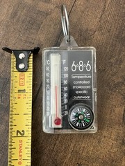 VTG 686 Snowboard Keychain Zipper Pull Thermometer/Wind Chill Compass WORKS 90’s