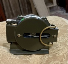 Military Style Camping/ Hiking Lens Lensatic Liquid Compass Metal Green