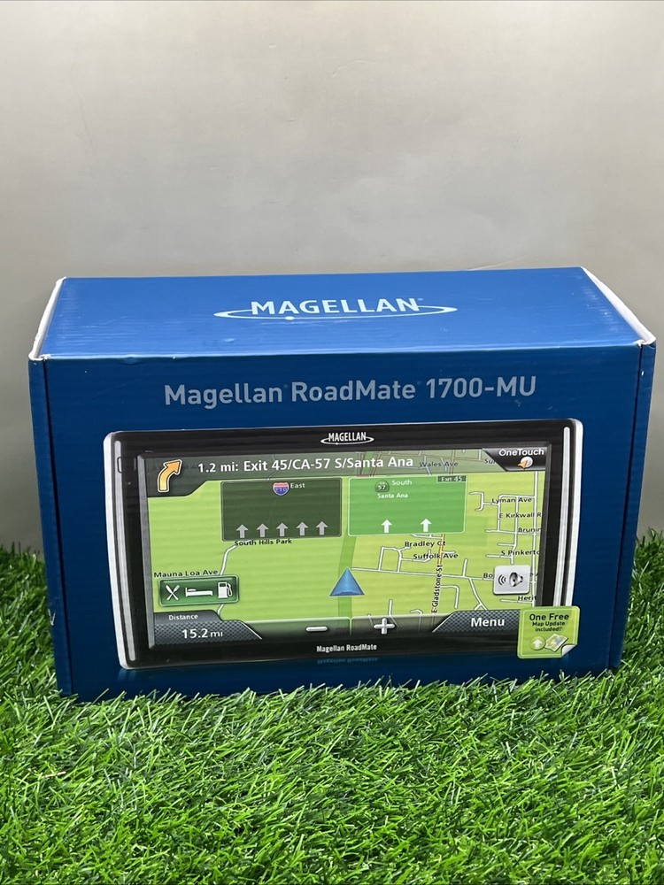NEW IN BOX -Magellan RoadMate 1700-MU GPS navigator with a 7-inch touchscreen