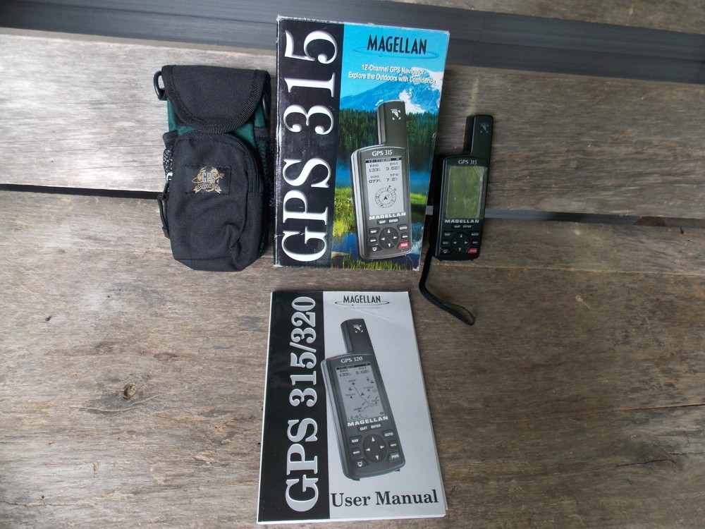 MAGELLAN 315 Portable GPS Navigator Boating Hunting Hiking Box Manual & Case