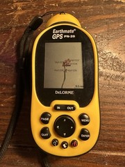 Earthmate GPS PN-20 Bright Color-Screen GPS Tested works Needs Battery