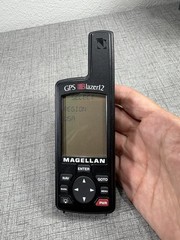 Magellan GPS Blazer 12 Satellite Navigator w/ Manual & Case