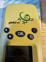Garmin Geko 101 Handheld Navigator GPS – No Manuals See Description