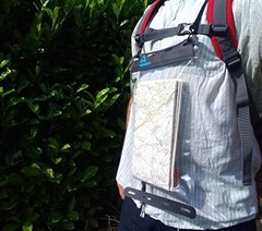 Kaituna Waterproof Map Holder Small 19.5×30 cm Black/White