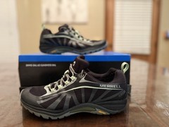 Merrell Siren Edge 3 Merrell Dry Hiking Shoes Women’s Size US 8 Black Paradise