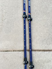 Set of Go Plus Aluminum Trekking Poles 110-135CM .. 50A