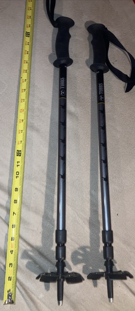 Tubbs Adjustable Walking 2 Piece Snowshoe Poles 145cm MAX(NEW CONDITION )
