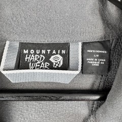 Mountain Hardwear Black Softshell Jacket with Perlo Patch Large