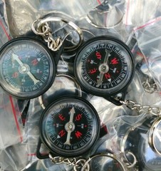 (20 PCS) Mini Compass with Chain Ring – USA Seller