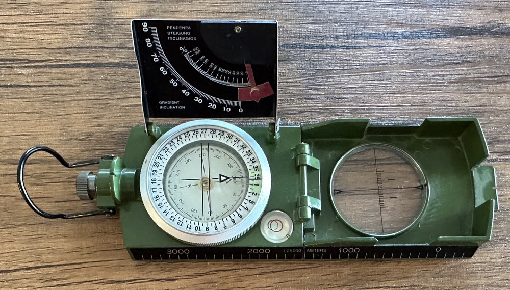 Konus 4075 Konustar-11 Metal Compass, Liquid Filled w/ Clinometer, Green Italian