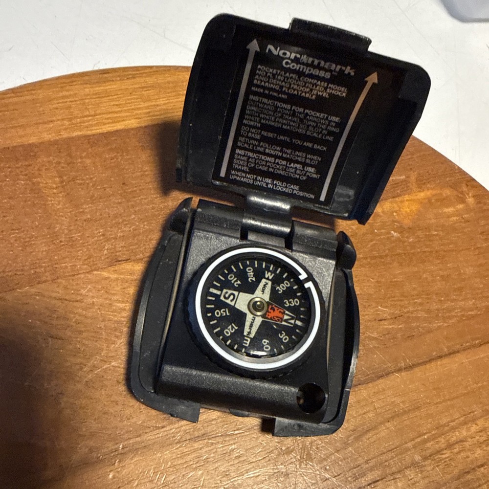 Vintage Normark Pocket Lapel Compass Model PL 180 Liquid Filled Made In Finland
