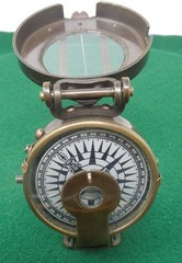 AM Authentic Models WWII Brass Compass, Made in India