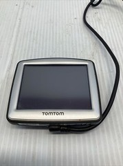TomTom XL N14644 Portable GPS Navigator 4.3 Inch Screen Lifetime Traffic Maps